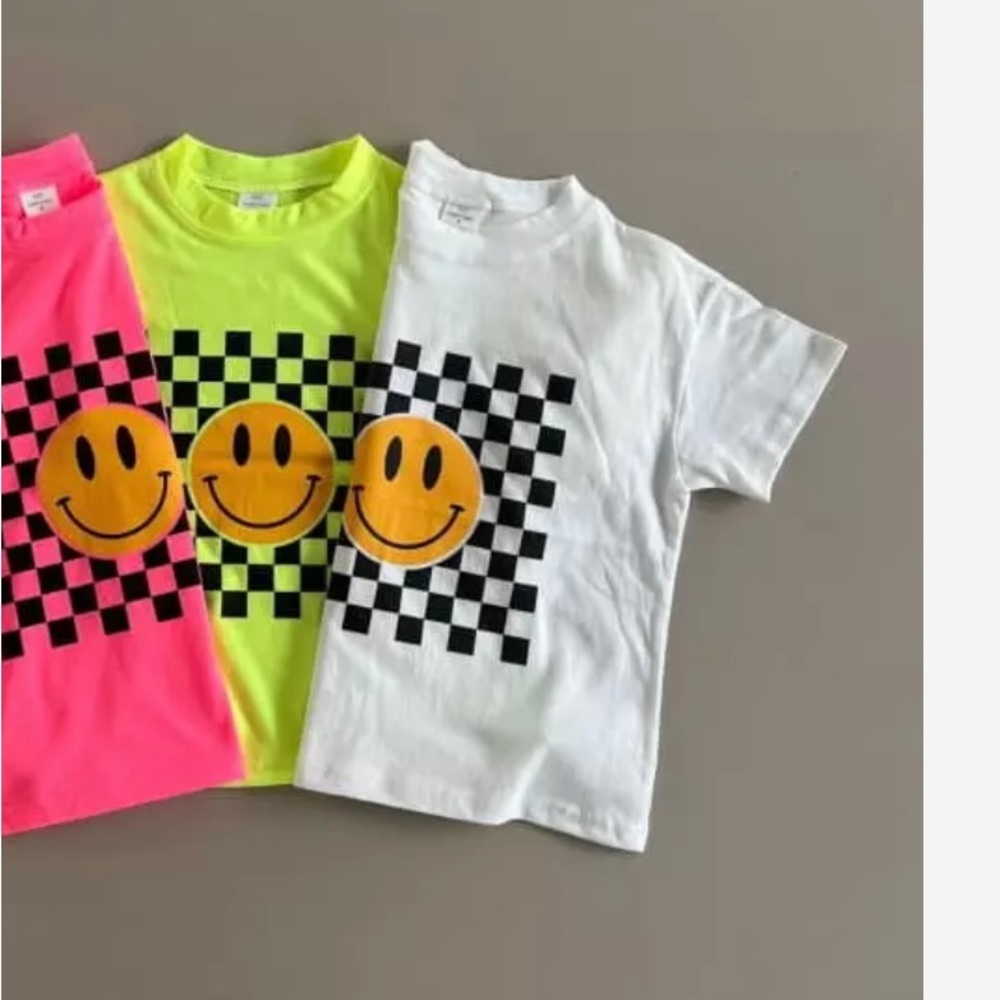 NEW!! Smile checker tee